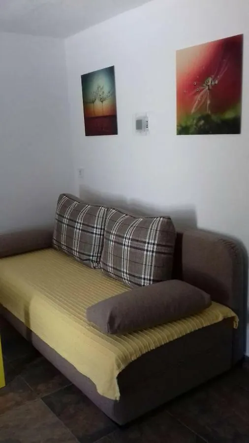 Holiday Home Mirta Pakostane