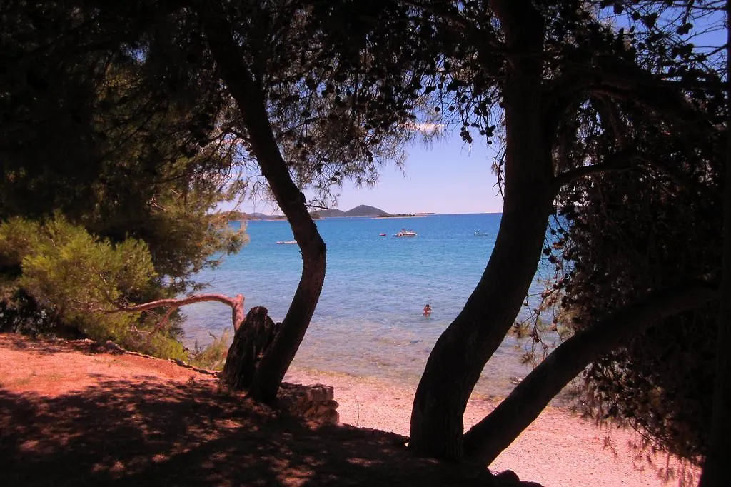Holiday Home Mirta Pakostane